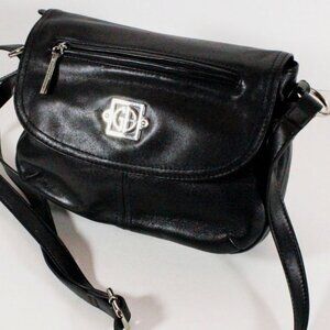 Giani Bernini black leather handbag